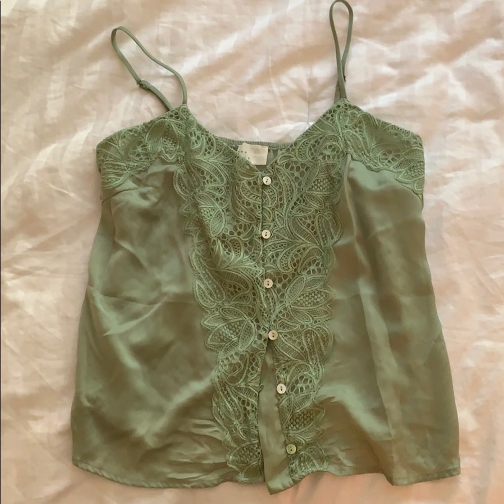 Light green lace tank